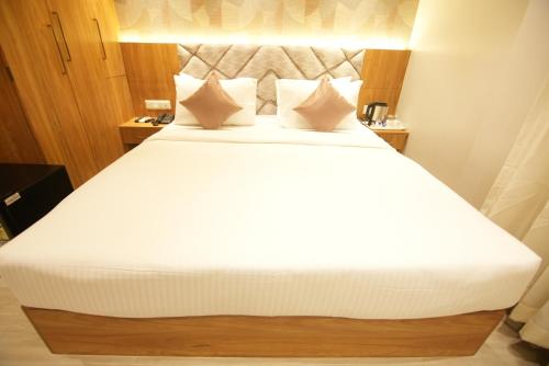 hotel teesta stay kolkata