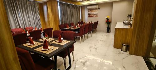 hotel teesta stay kolkata