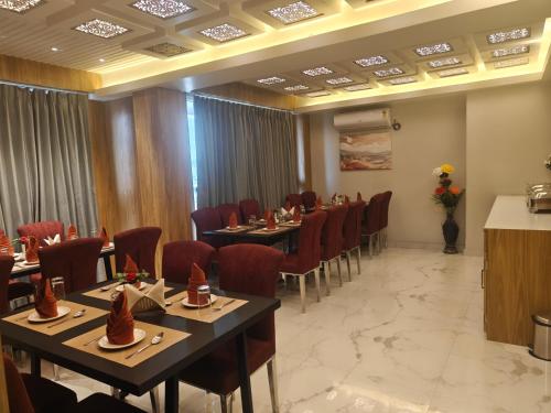 hotel teesta stay kolkata