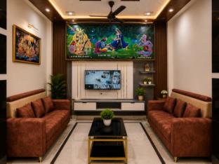 hotel luxury palace vrindavan