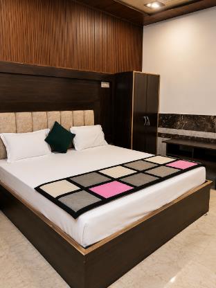 hotel luxury palace vrindavan