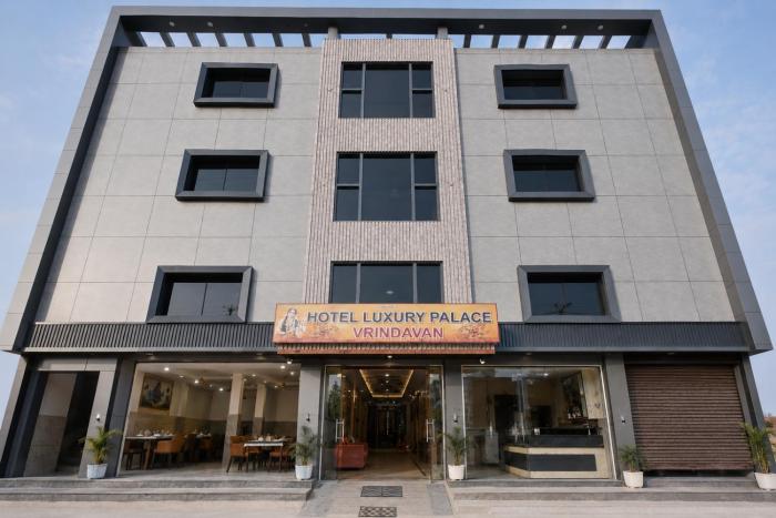 hotel luxury palace vrindavan