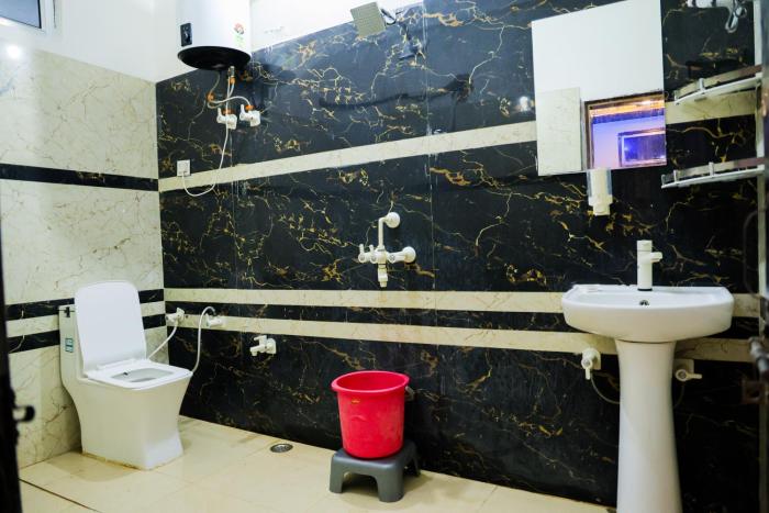 hotel luxury palace vrindavan