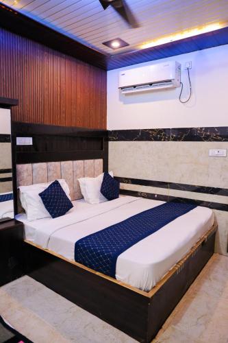 hotel luxury palace vrindavan