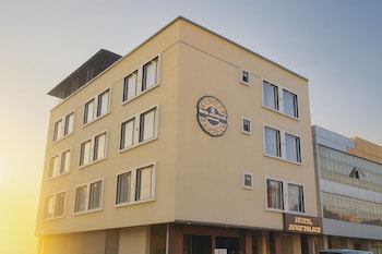 travinities hotel avni palace