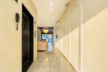 Travinities Hotel Avni Palace,,3 star