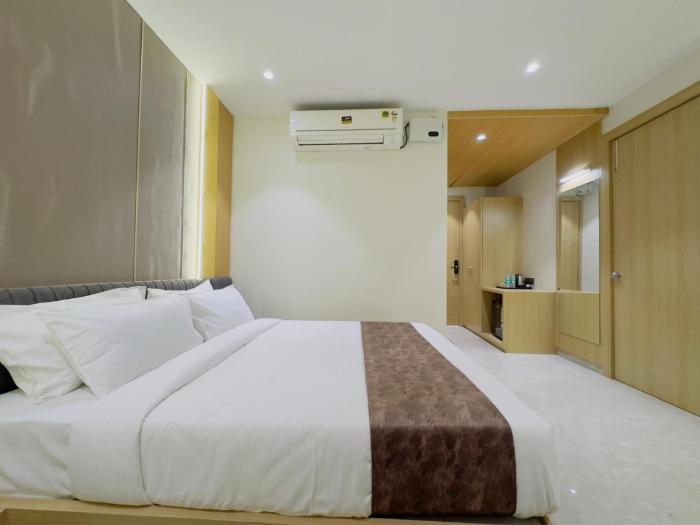 travinities hotel avni palace
