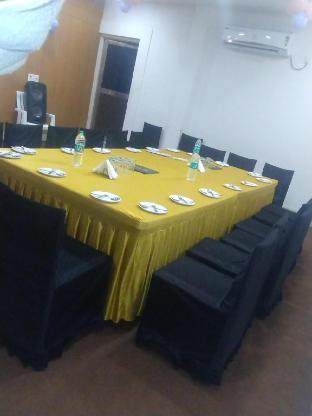 Hitkari Palace Restaurant & Banquet,,3 star