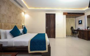 Arvind Hotel,,5 star