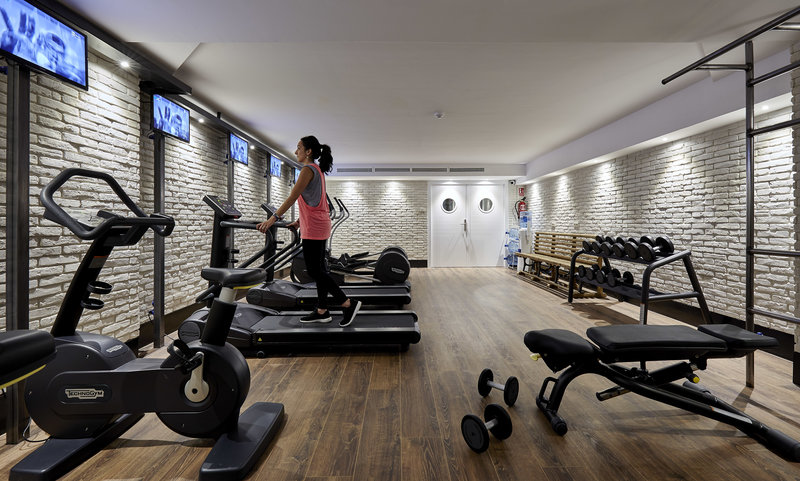 hotel delamar adults only