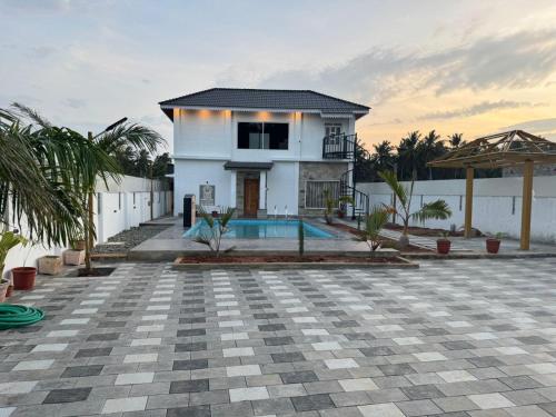 Riya Homestay,,4 star