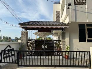 riya homestay
