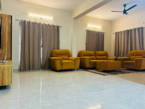 Orion Elegant Luxury Apartments,,5 star