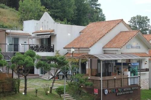Meteora Pension,,4 star