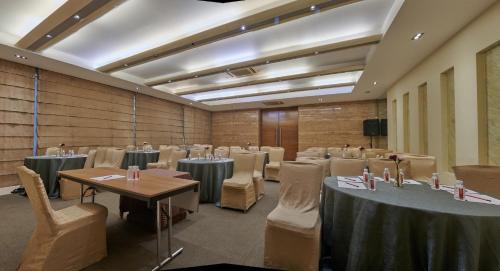 hotel residency andheri