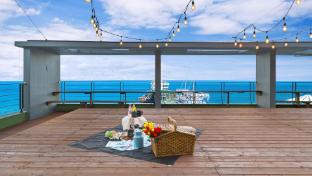 The Great Ocean Pension,,2 star