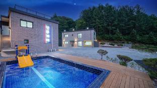 Antogether Kids Pool Villa,,3 star