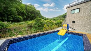 antogether kids pool villa