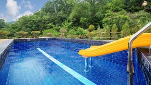 antogether kids pool villa