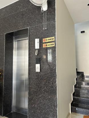radha raman inn