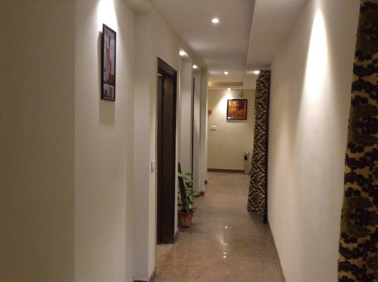 hotel metro tower