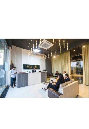 hotel sky lite
