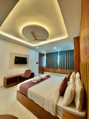 hotel sky lite