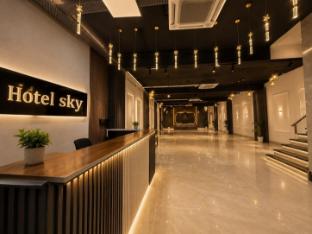 Hotel Sky Lite,,5 star