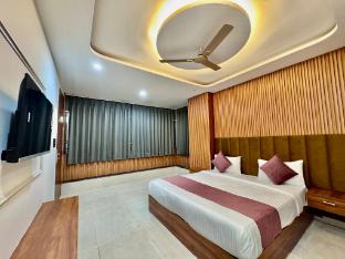 hotel sky lite