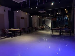 hotel sky lite