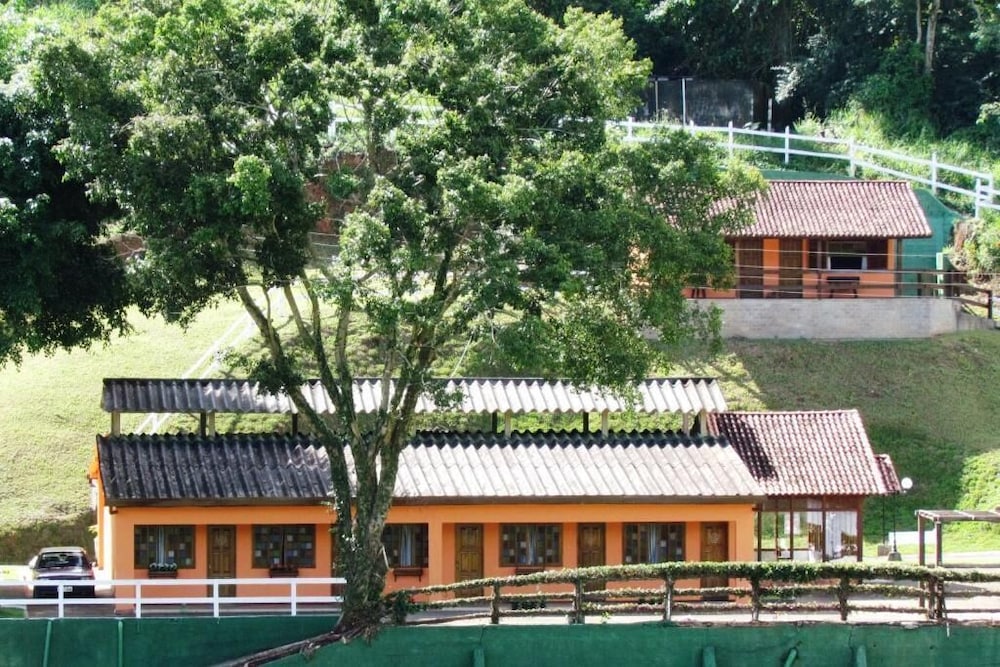 hotel dos bretoes