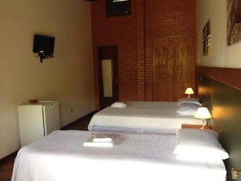 hotel dos bretoes