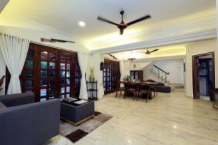 Presidential Villa - Kandivali East,,5 star