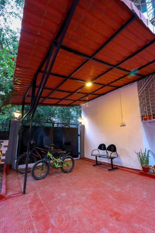 presidential villa kandivali east