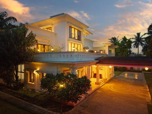 ama stays and trails hermitage villa kolkata