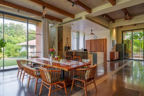 ama stays and trails sukh villa alibag