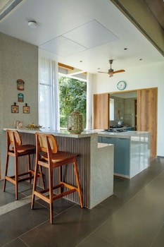 ama stays and trails sukh villa alibag