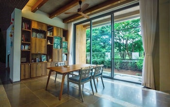 ama stays and trails sukh villa alibag