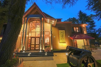 blusalzz terrah hills resort dalhousie