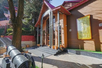 blusalzz terrah hills resort dalhousie