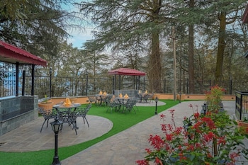 blusalzz terrah hills resort dalhousie