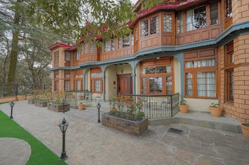 blusalzz terrah hills resort dalhousie