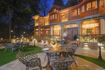 blusalzz terrah hills resort dalhousie