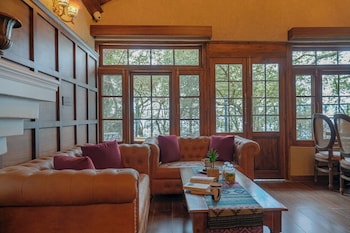 blusalzz terrah hills resort dalhousie