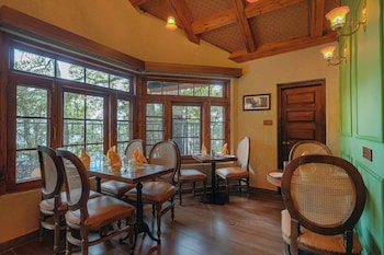blusalzz terrah hills resort dalhousie