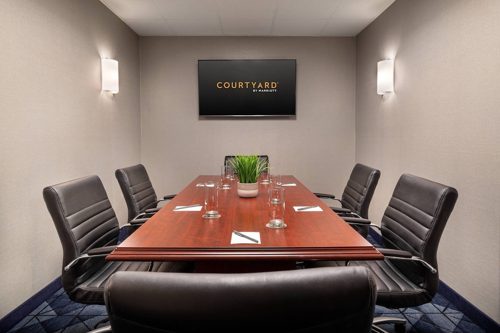 courtyard by marriott seattle southcenter