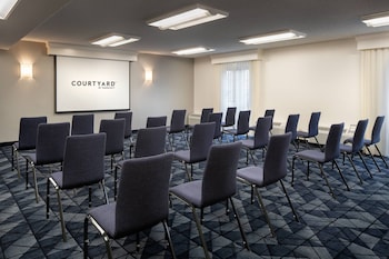 courtyard by marriott seattle southcenter