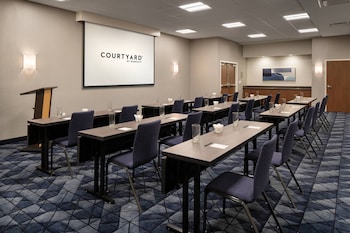 courtyard by marriott seattle southcenter