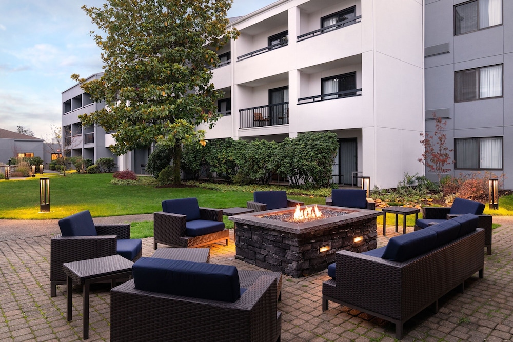 courtyard by marriott seattle southcenter