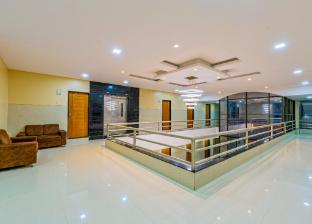 the solapur inn hotel
